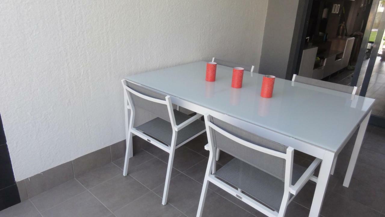Oasis Beach 5 Leilighet Orihuela Eksteriør bilde