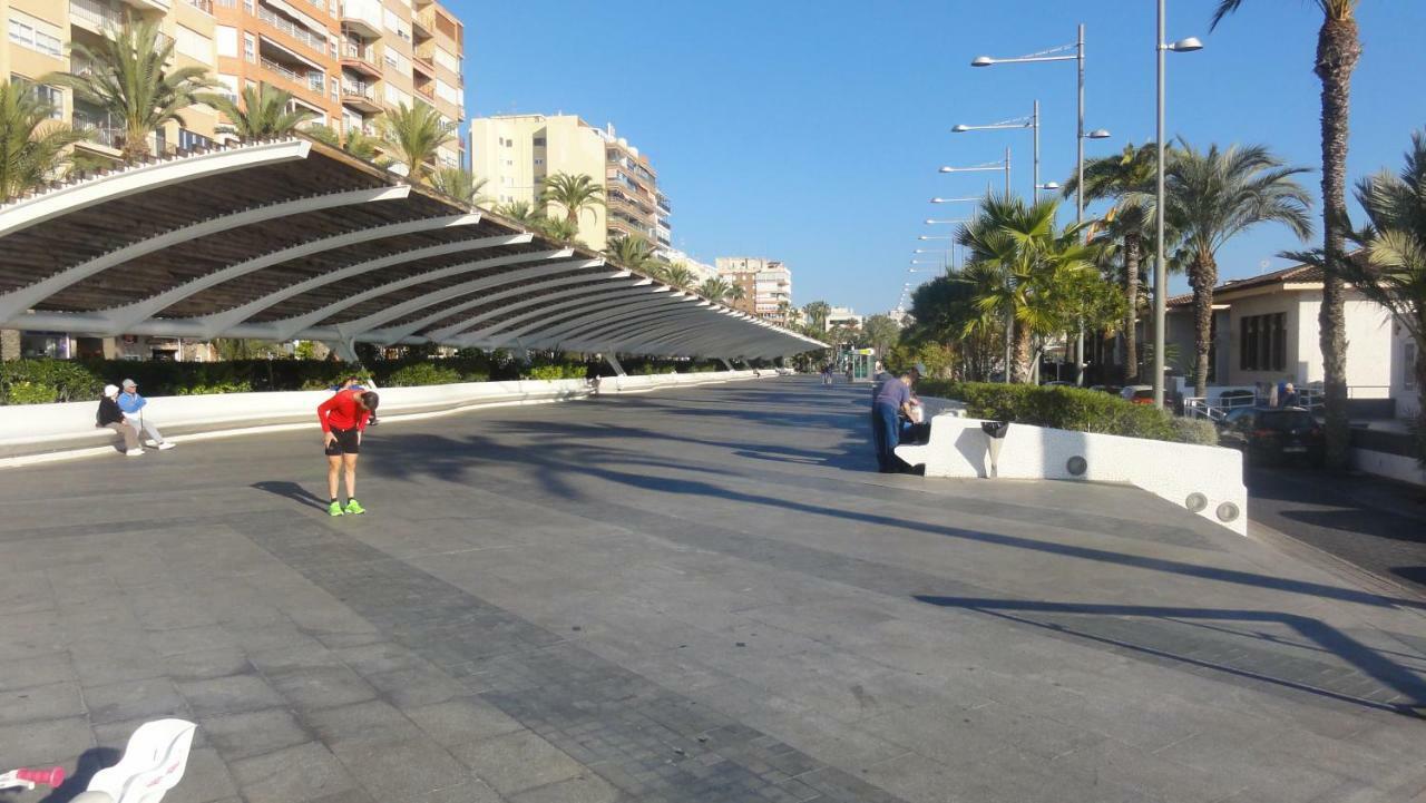 Oasis Beach 5 Leilighet Orihuela Eksteriør bilde