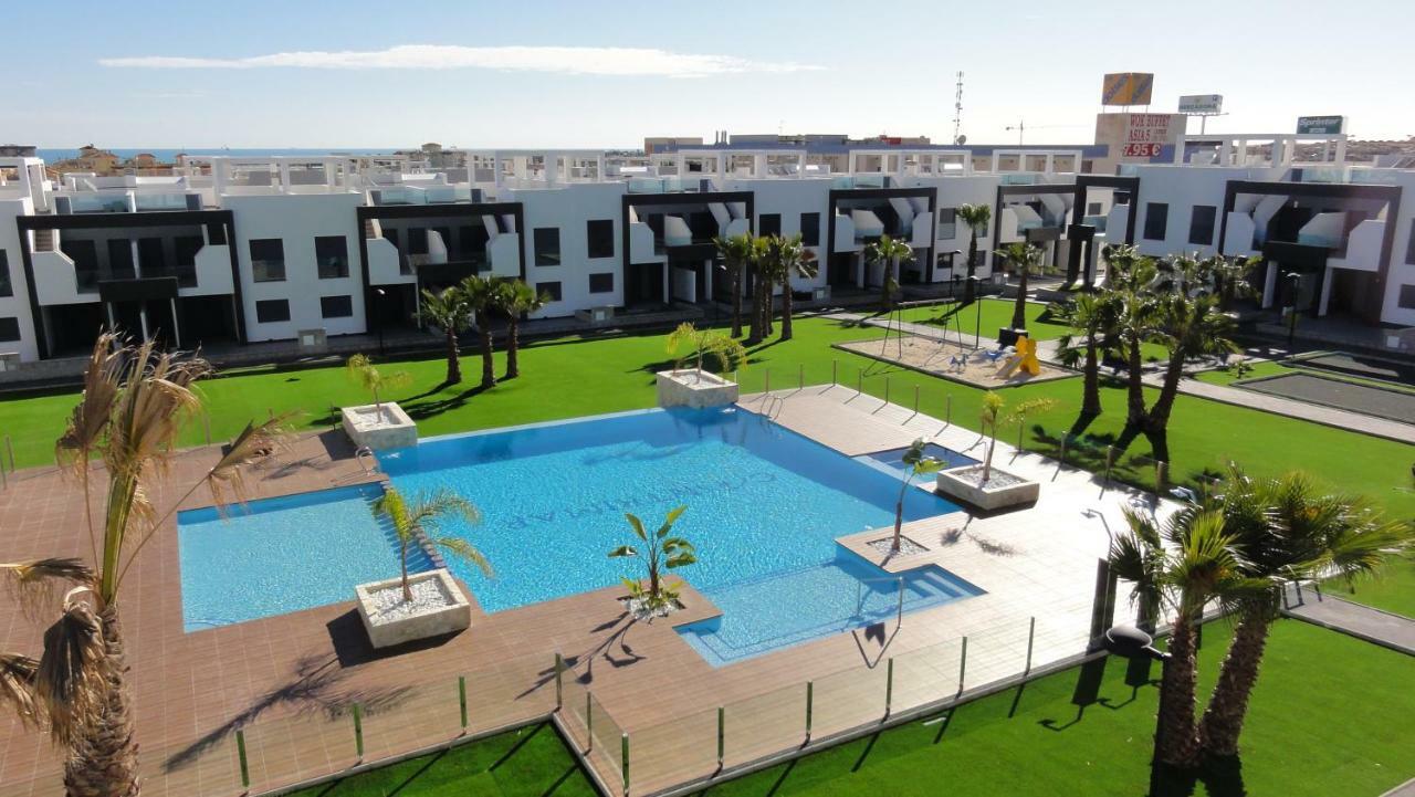 Oasis Beach 5 Leilighet Orihuela Eksteriør bilde