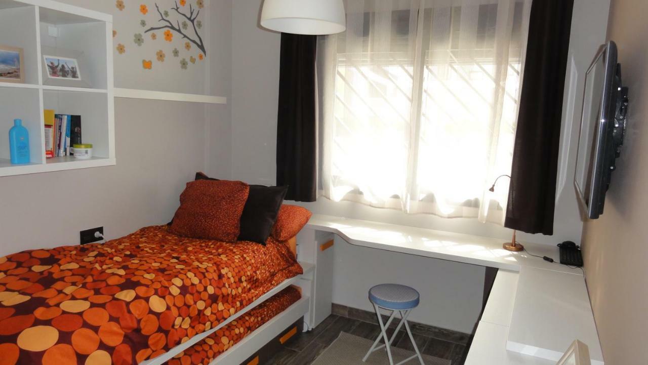 Oasis Beach 5 Leilighet Orihuela Eksteriør bilde