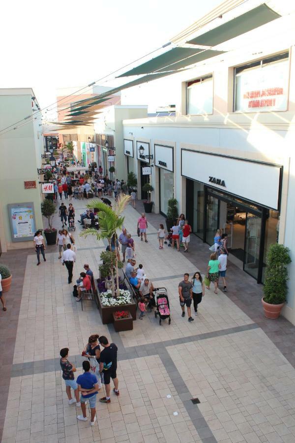 Oasis Beach 5 Leilighet Orihuela Eksteriør bilde